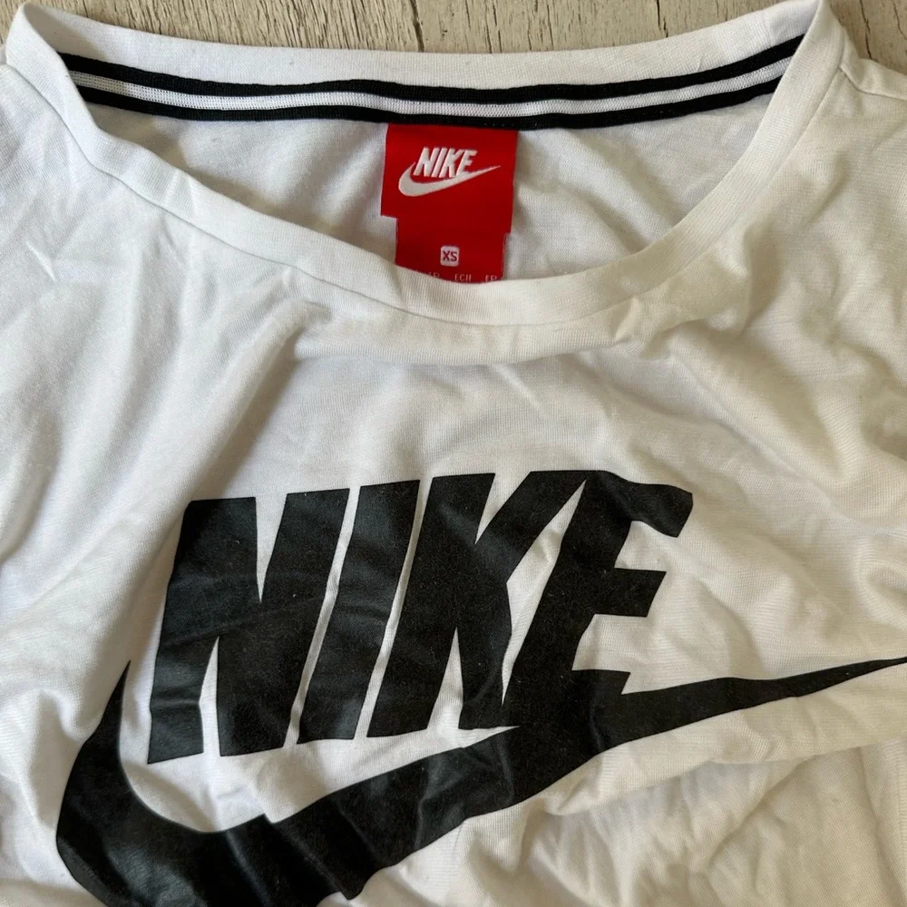 Women’s Athleisure & Sporty Essentials Bundle (3-Piece Set)